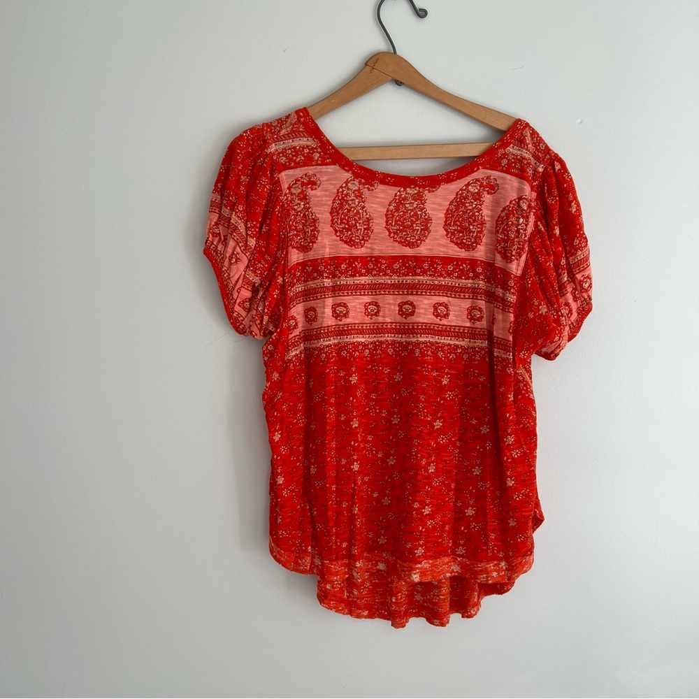Free People Paisley Print Scoop Back T-Shirt Size Small